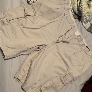 Men’s Khaki Shorts